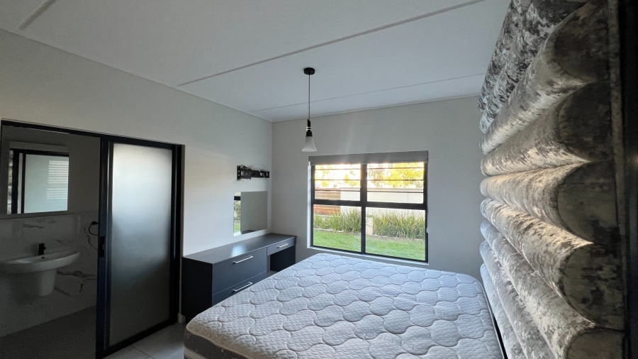 To Let 3 Bedroom Property for Rent in Sandown Western Cape